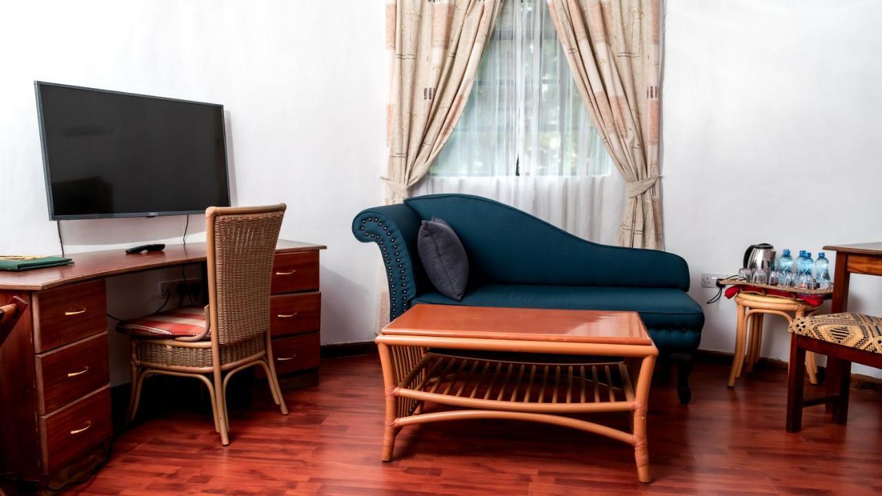 Poa Place Resort & Hotel - Where Nature Meets Comfort Элдорет Экстерьер фото