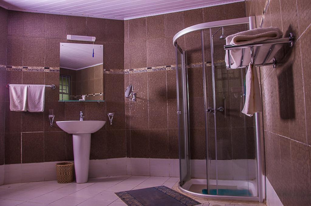 Poa Place Resort & Hotel - Where Nature Meets Comfort Элдорет Экстерьер фото