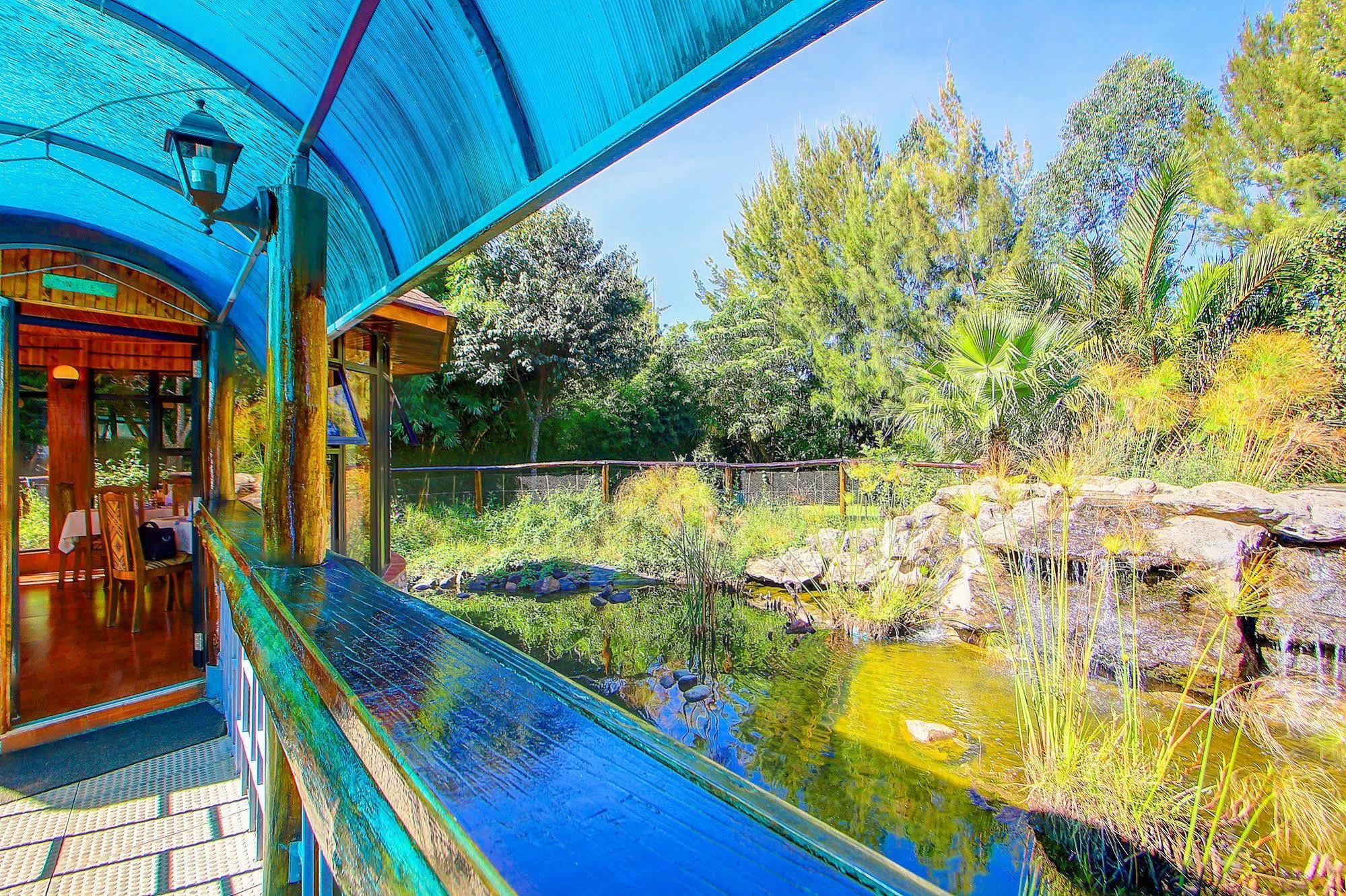 Poa Place Resort & Hotel - Where Nature Meets Comfort Элдорет Экстерьер фото