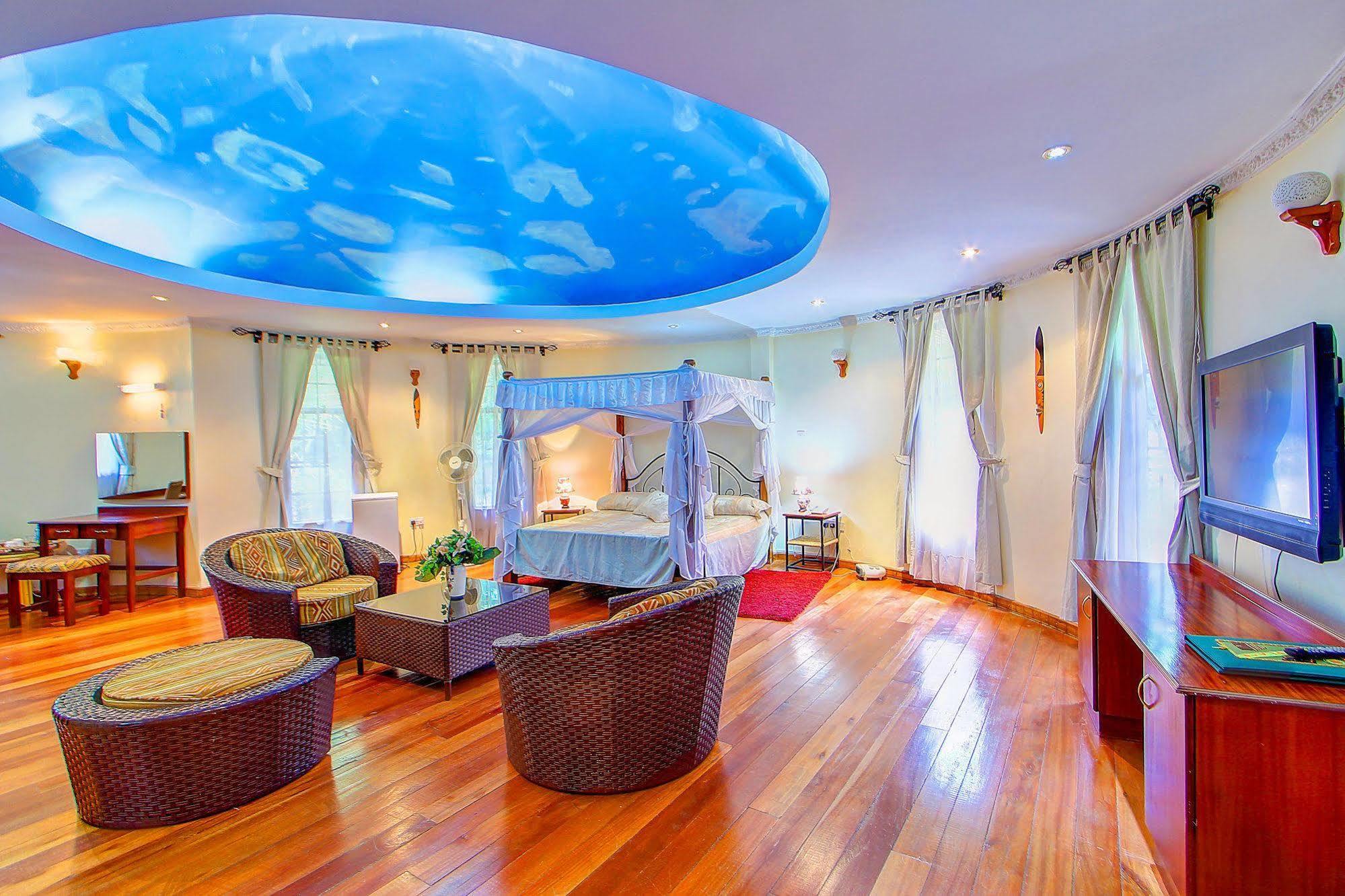 Poa Place Resort & Hotel - Where Nature Meets Comfort Элдорет Экстерьер фото