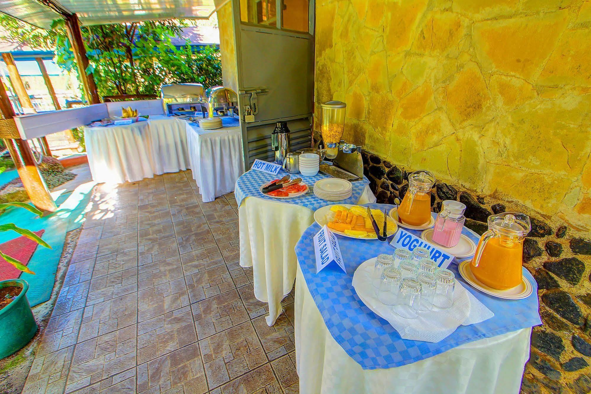 Poa Place Resort & Hotel - Where Nature Meets Comfort Элдорет Экстерьер фото