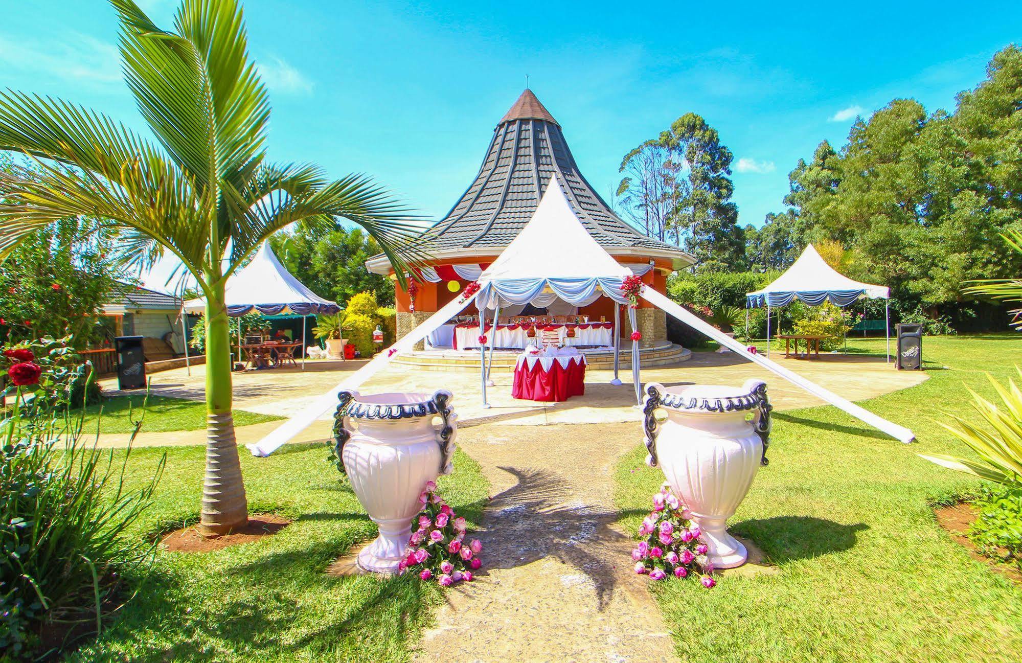 Poa Place Resort & Hotel - Where Nature Meets Comfort Элдорет Экстерьер фото